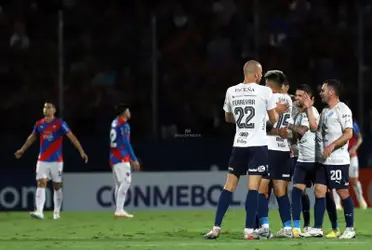 Cerro Porteño pasa vergüenza de local ante Bolívar en Copa Libertadores y así reacciona el DT.