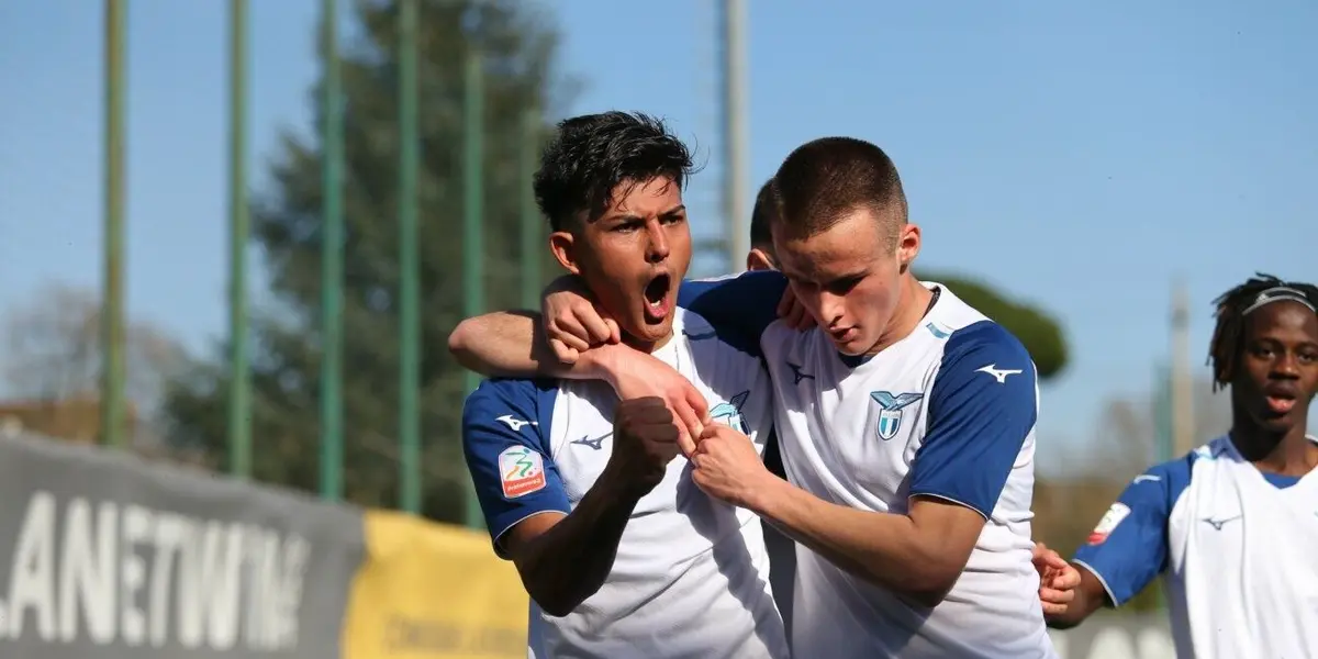 Dos futbolistas nacidos en Paraguay disputaron uno de los partidos de la liga italiana.