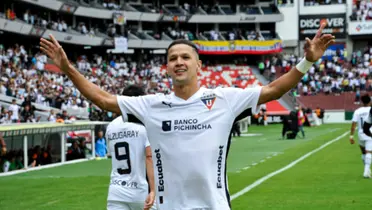 El paraguayo es el ídolo de la afición de su nuevo club