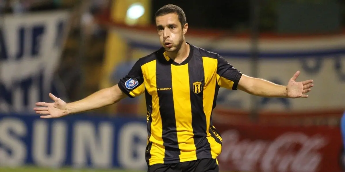 El uruguayo Marcelo Palau aún tenía contrato vigente pero se enteró que no seguía por otra fuente.