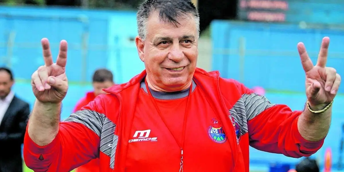 Éver Almeida fue el último entrenador en llevar a Olimpia a una final de Libertadores.