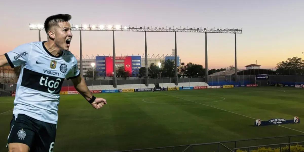 Hugo Quintana gritando un gol con la camiseta de Olimpia