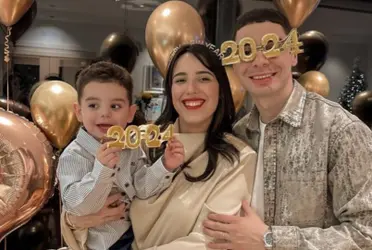 Miguel Almirón junto a su familia en Año Nuevo.