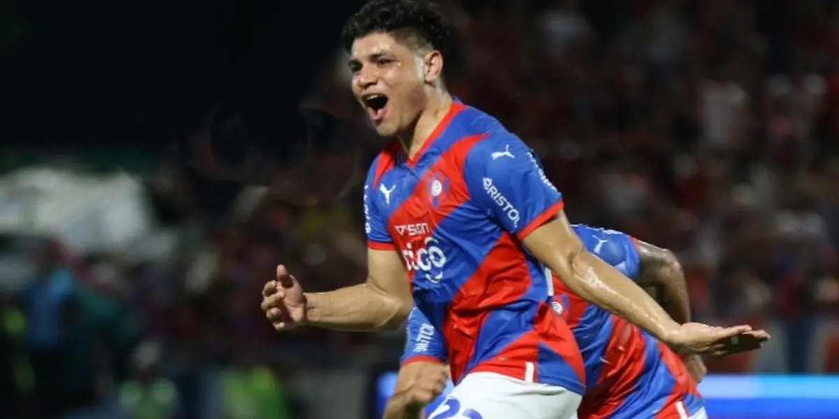 El ahora volante ofensivo de Vélez Sarsfield subió una historia vestido de azulgrana.