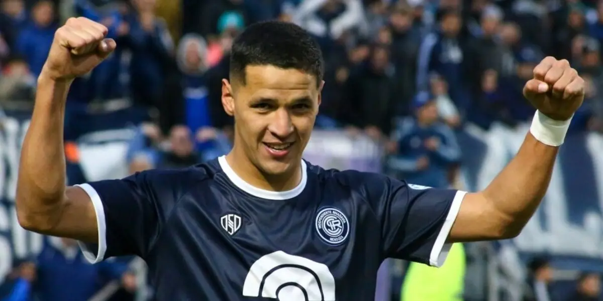 El delantero paraguayo Alex Arce volvió a anotar en un clave partido de su equipo.