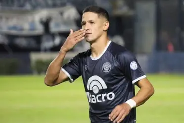 Alex Arce es el máximo goleador del torneo de la Primera División B.