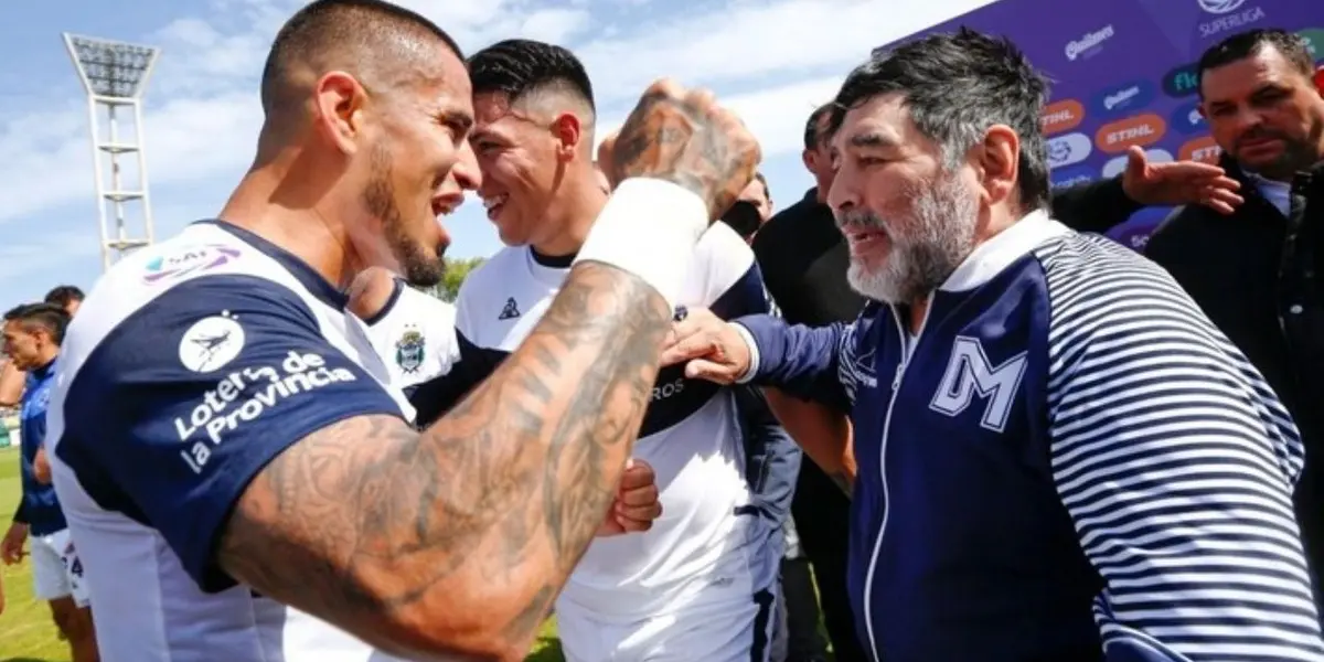 Dirigido por Diego Maradona, el mediocampista contó el porqué no arribó a Para Uno.