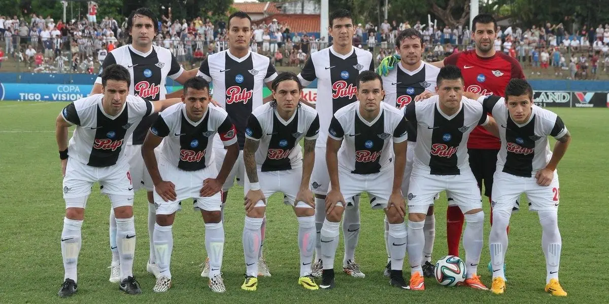 El delantero, hoy en 24 de Setiembre de la Segunda División, embistió con su vehículo una casa y fue aprehendido