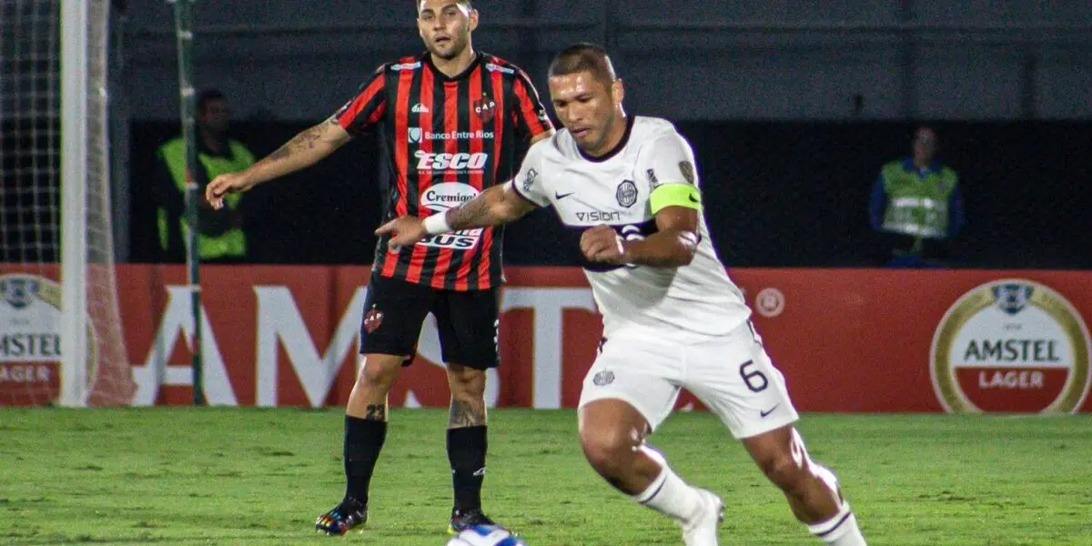 El equipo de Olimpia ha hecho historia una vez más en Argentina al ganar por segunda vez en ese país por Copa Libertadores, después de más de 20 años.