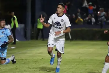 El paraguayo está teniendo un romance goleador con el Independiente Rivadavia