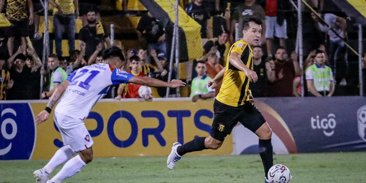 Guaraní venció por 1-0 a Cerro Porteño con gol de Néstor Camacho en un caliente juego.