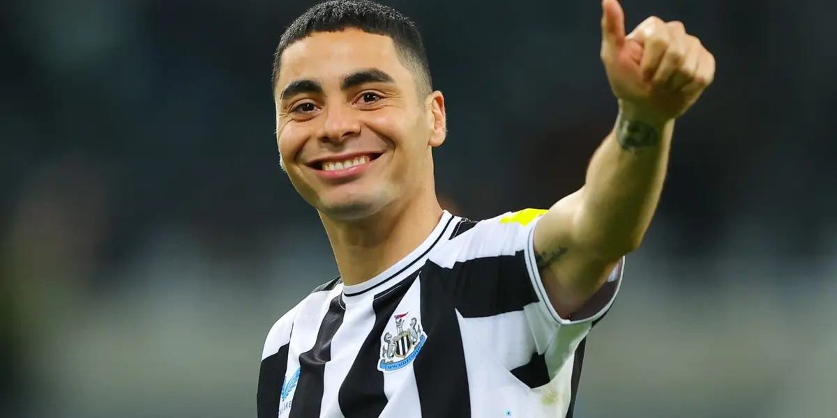 La figura del Newcastle, Miguel Almirón, aprovecha la culminación de la temporada de la Premier League para disfrutar de las vacaciones con su familia.